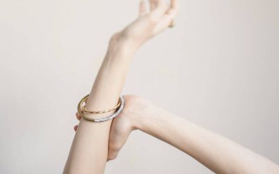 Positioning Yourself in the Executive Job Market: Visibility Without Exposure